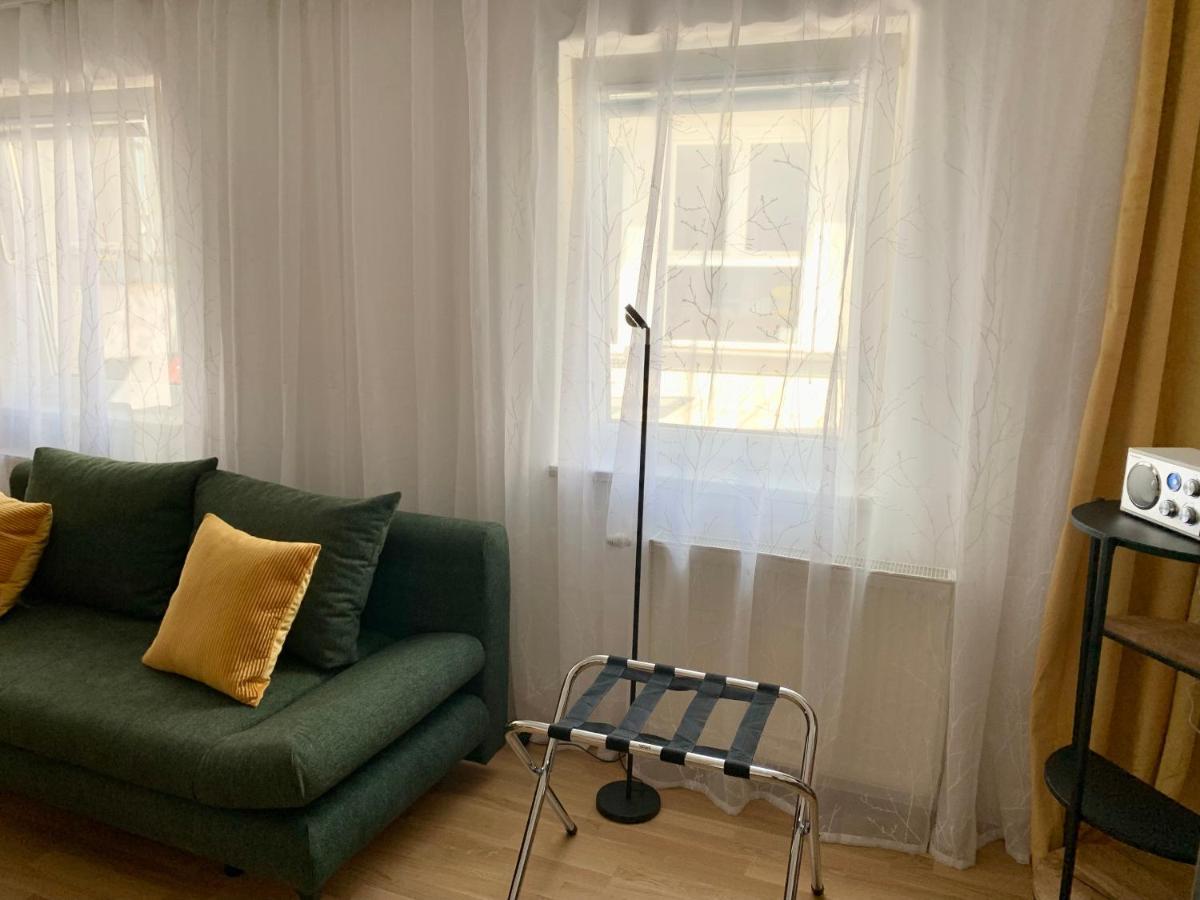 Air-Conditioned, Quiet Apartment With A Terrace In Center Of St Poelten - Smart Tv Sankt Poelten Ngoại thất bức ảnh